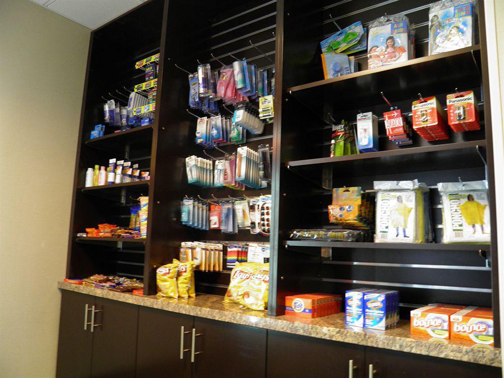 Holiday Inn Express & Suites Overland Park By Ihg Exteriör bild