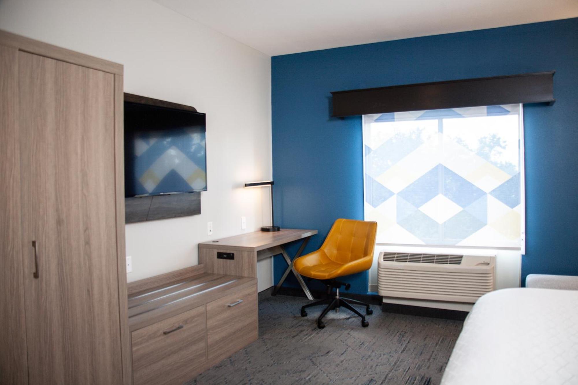 Holiday Inn Express & Suites Overland Park By Ihg Exteriör bild